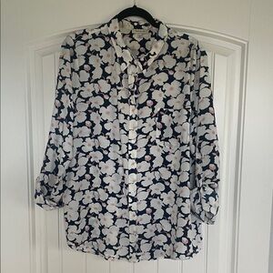 Skies Are Blue Floral Button-Down Shirt in Navy and White